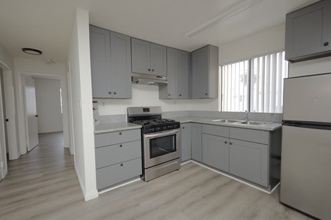 Floor plan for 2 beds, 2 baths, 850 sqft